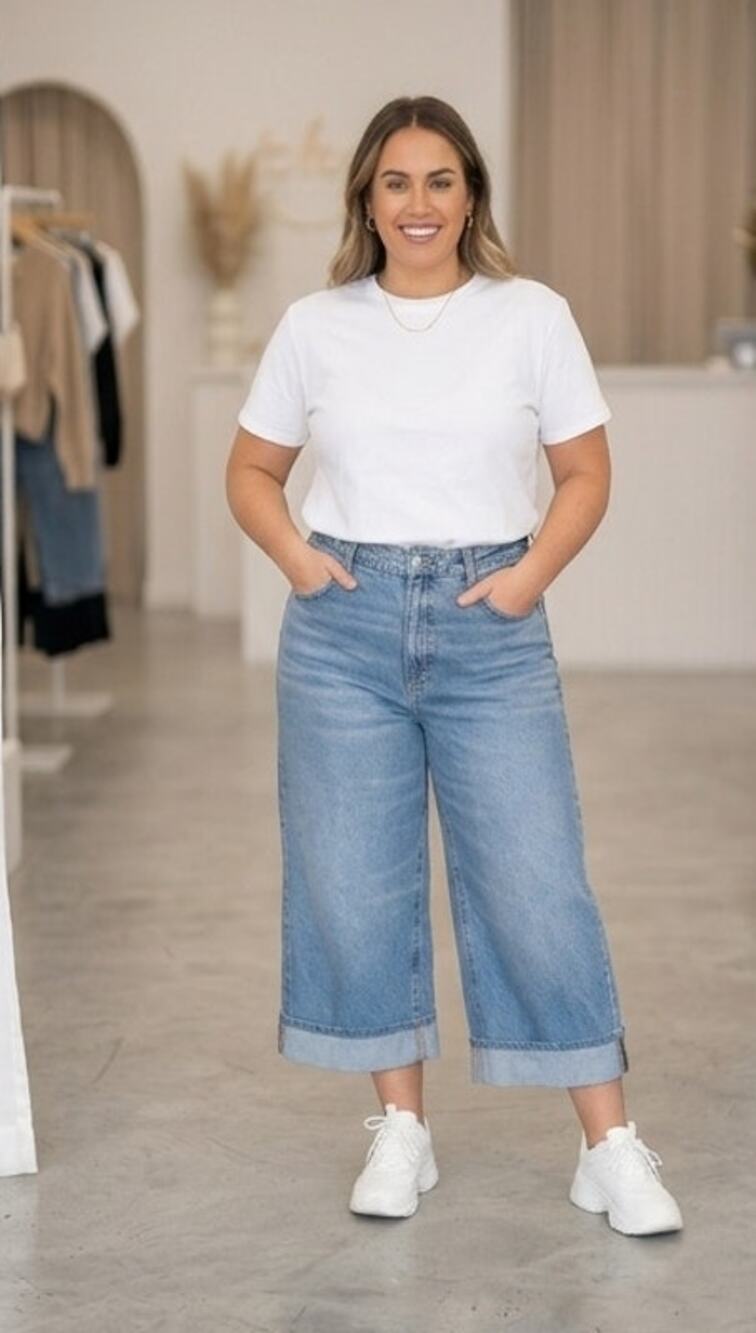 AE Super High Rise Baggy Wide Leg Jeans 18R